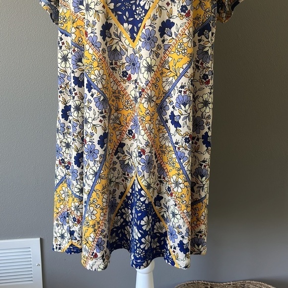 Nostalgia Floral Short Sleeve Dress New - Picture 3 of 9
